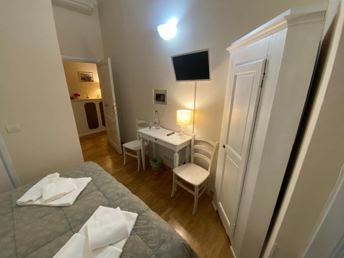 Bed and Breakfast Relais Del Duomo Florenz Exterior foto